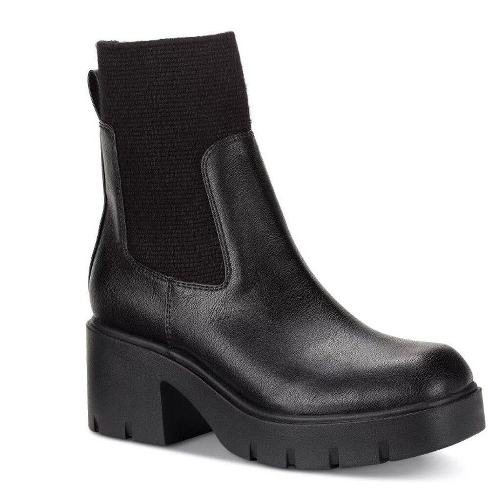 SUN + STONE Verityy Pull-On Lug Chelsea Boots Size 10 New in Box!